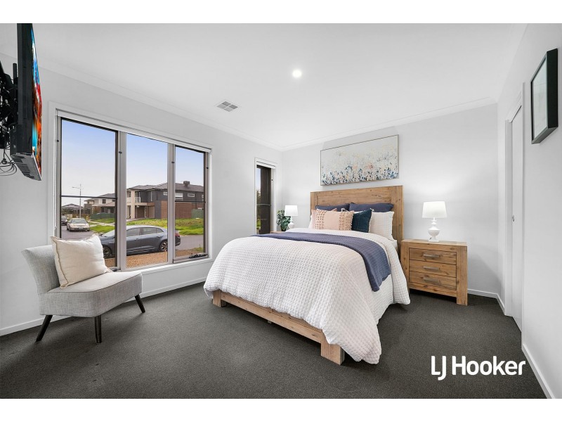 10 Firefly Road, Point Cook VIC 3030