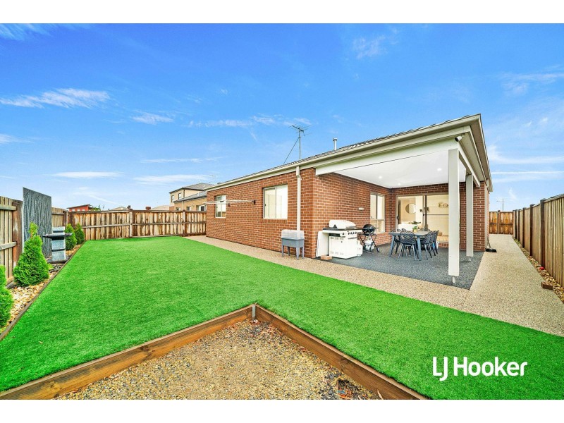 10 Firefly Road, Point Cook VIC 3030