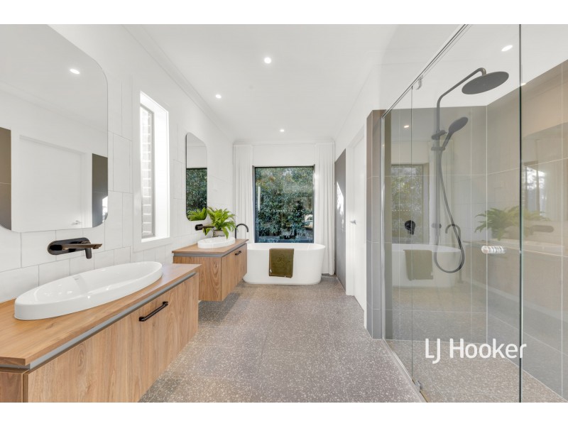 46 Wavertree Crescent, Werribee VIC 3030