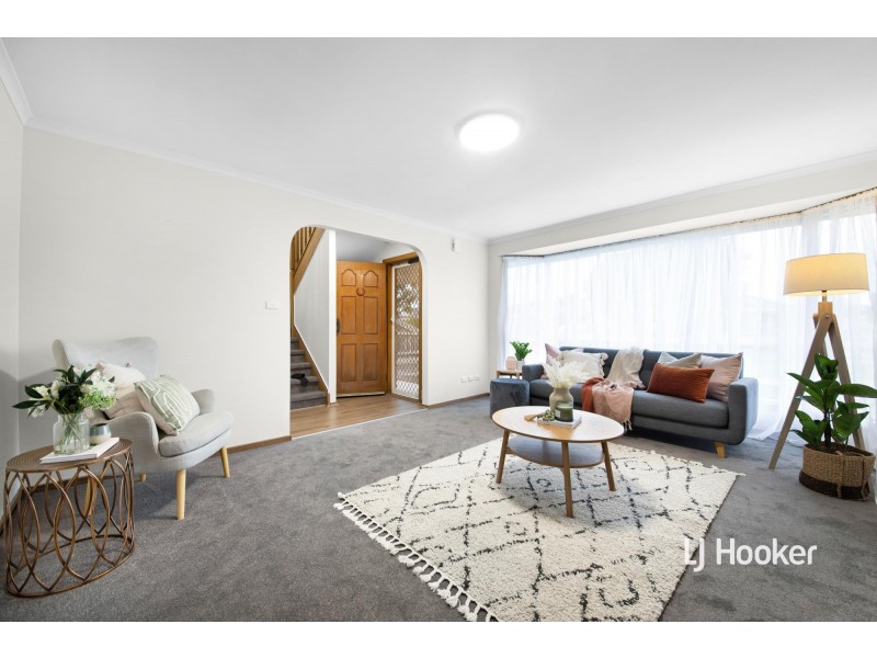 16 Devenport Court, Altona Meadows VIC 3028