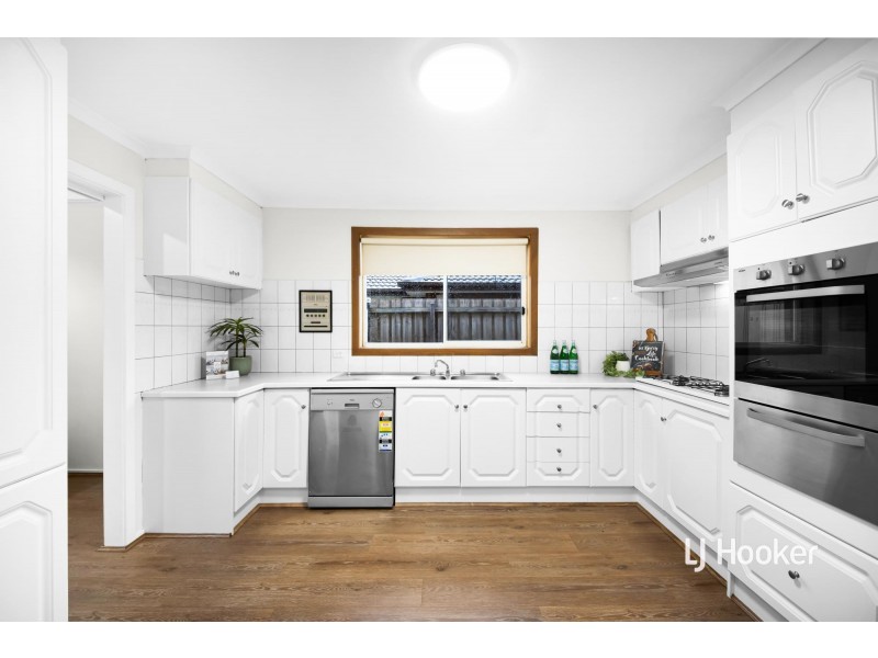 16 Devenport Court, Altona Meadows VIC 3028