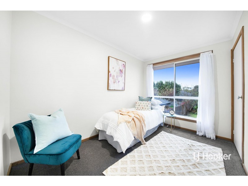 16 Devenport Court, Altona Meadows VIC 3028