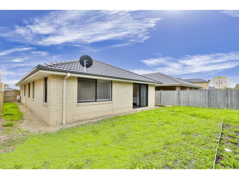 152 Sanctuary Lakes South Boulevard, Sanctuary Lakes VIC 3030