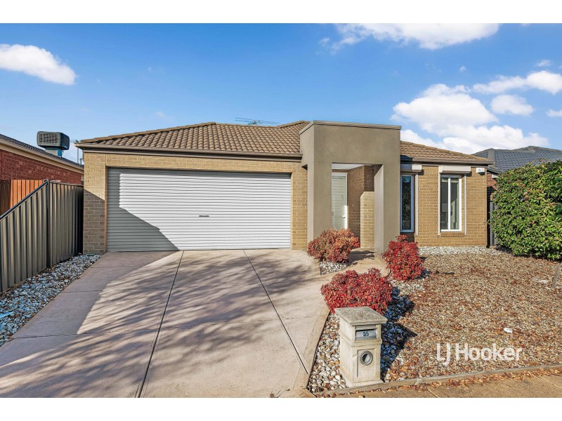 35 Barwick Gardens, Point Cook VIC 3030