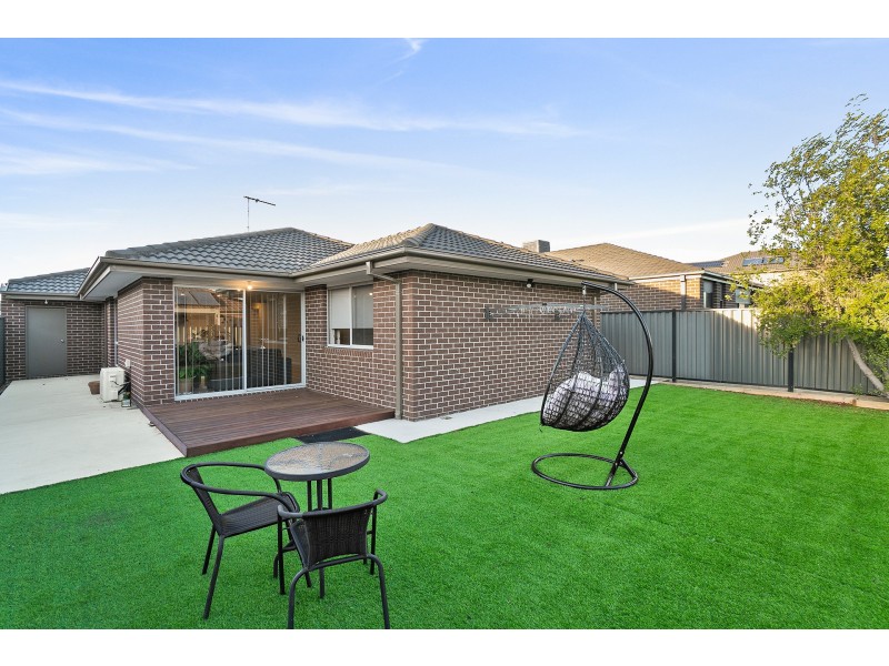 49 Michael Place, Point Cook VIC 3030