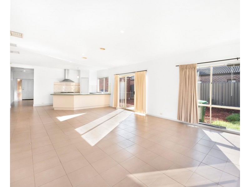 36 Lancaster Drive, Point Cook VIC 3030