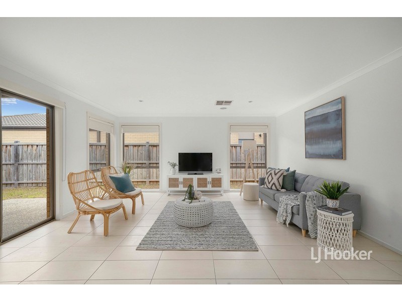 20 Maslin Walk, Point Cook VIC 3030