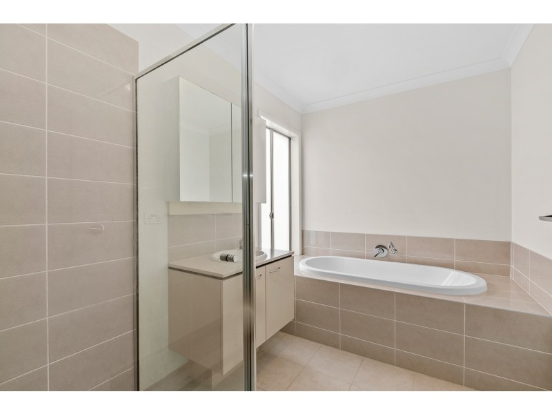 13 Corboy Close, Point Cook VIC 3030