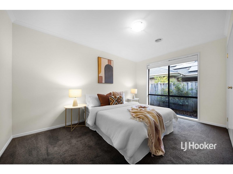 7 Springbrook Place, Sanctuary Lakes VIC 3030