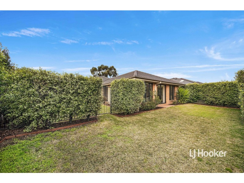 7 Springbrook Place, Sanctuary Lakes VIC 3030
