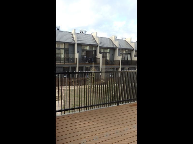 42 Central Park Walk, Cheltenham VIC 3192