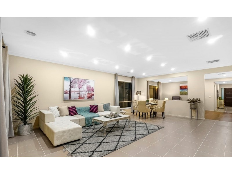 7 Jacana Crescent, Williams Landing VIC 3027