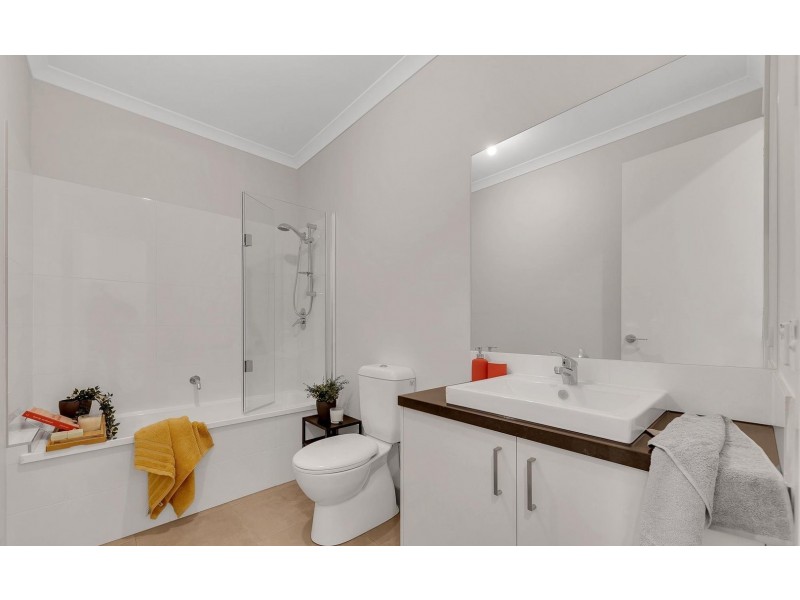 1/1 Allen Street, Laverton VIC 3028