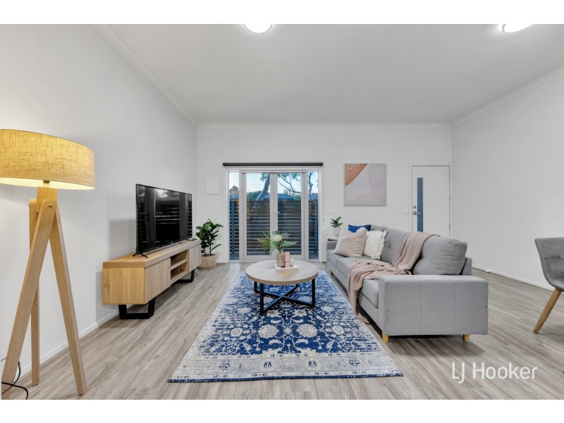 1/37 Tom Roberts Parade, Point Cook VIC 3030