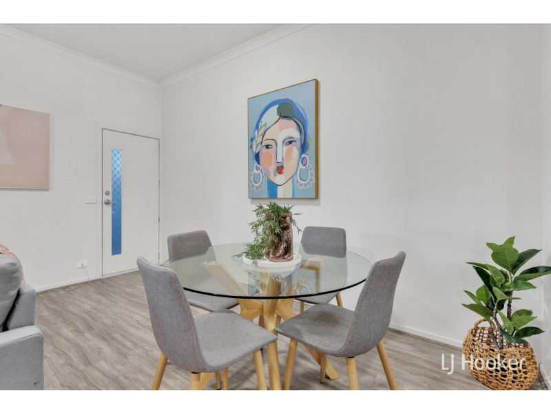 1/37 Tom Roberts Parade, Point Cook VIC 3030