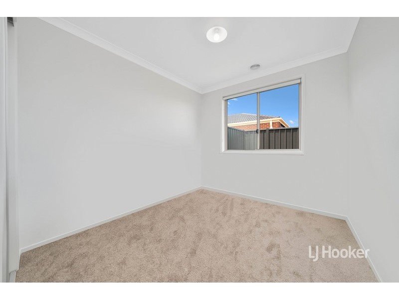 11 Festivity Street, Tarneit VIC 3029