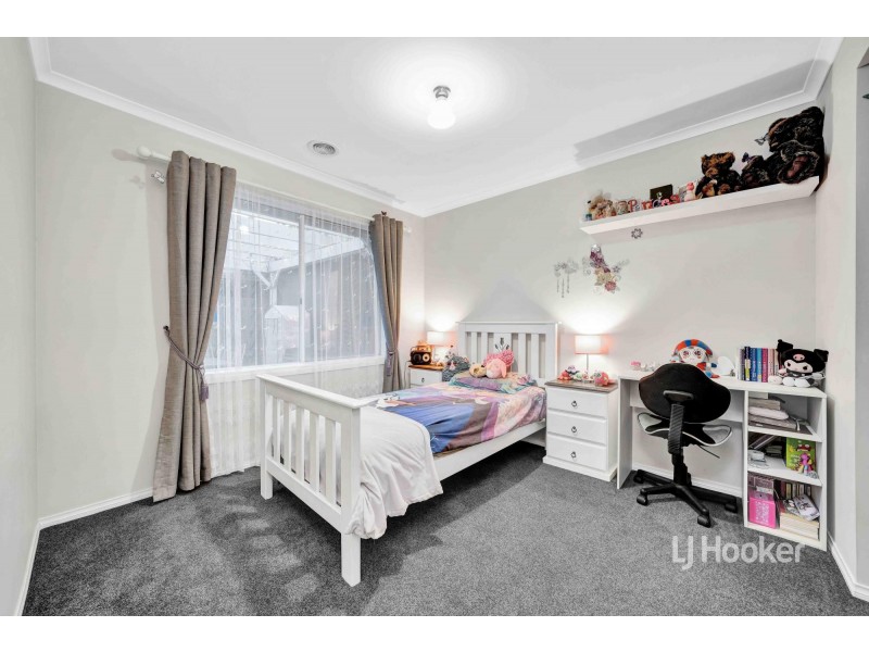 25 Machair Drive, Point Cook VIC 3030