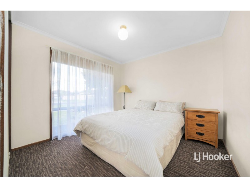 44 Bruce Street South, Altona Meadows VIC 3028