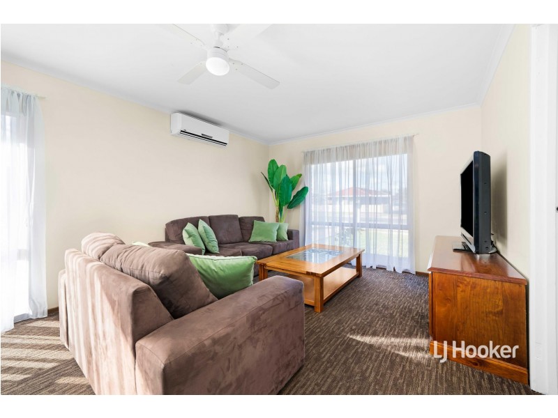 44 Bruce Street South, Altona Meadows VIC 3028