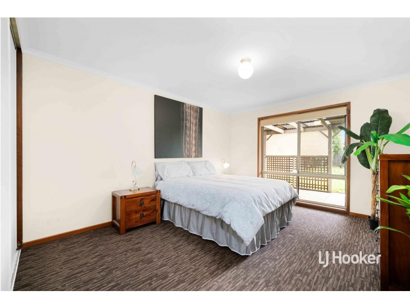 44 Bruce Street South, Altona Meadows VIC 3028