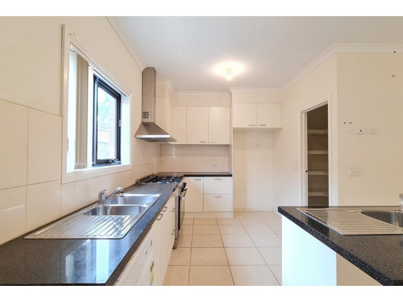 10 Correa Street, Point Cook VIC 3030