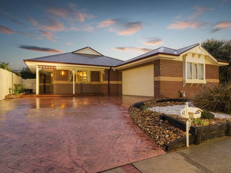 42 Truganina Avenue, Seabrook VIC 3028
