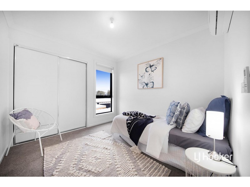 22 Heathwren View, Werribee VIC 3030