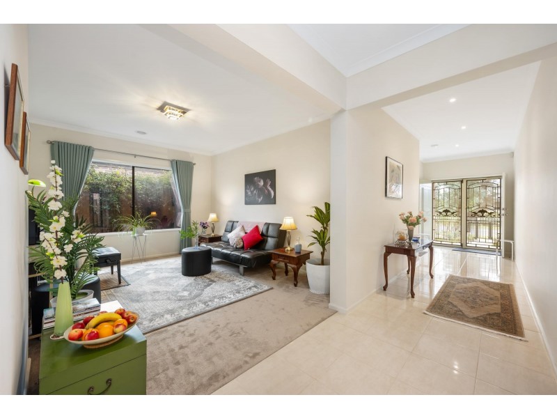 27 Goldeneye Circuit, Werribee VIC 3030