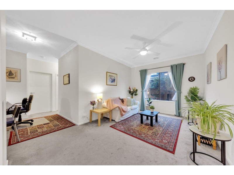 27 Goldeneye Circuit, Werribee VIC 3030