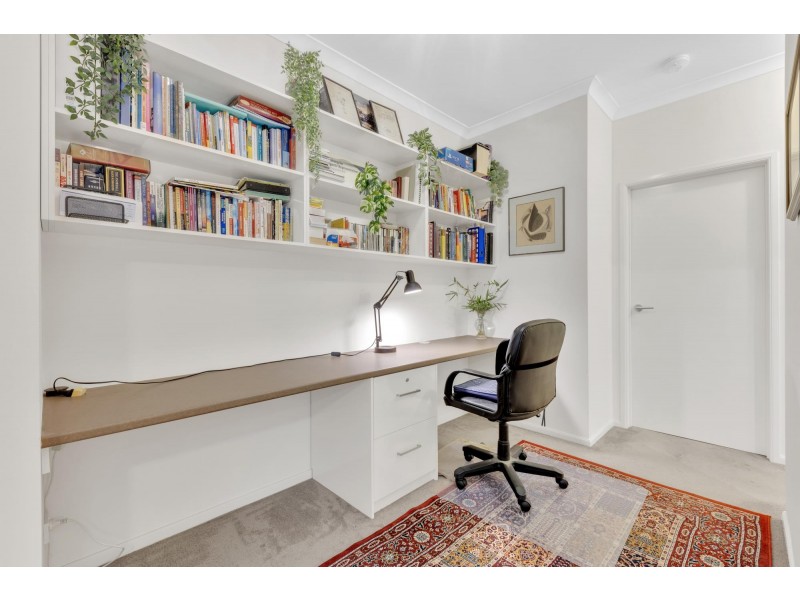 27 Goldeneye Circuit, Werribee VIC 3030