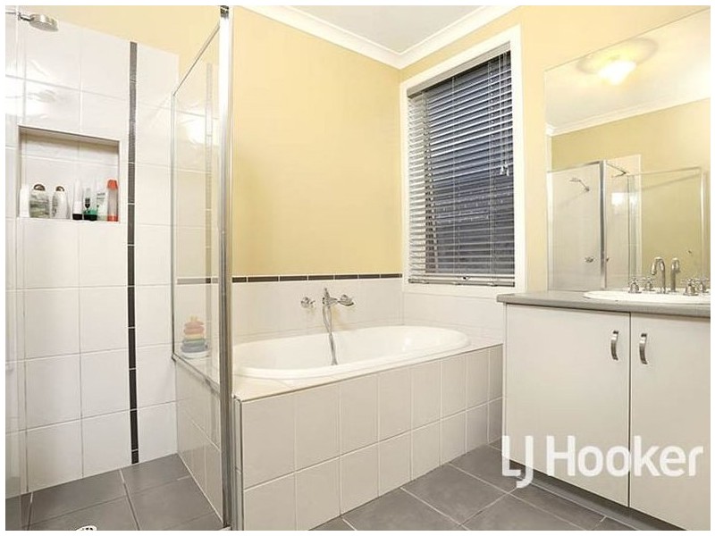 22 Juniper Avenue, Point Cook VIC 3030