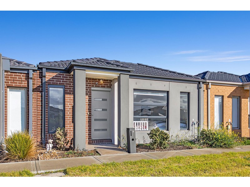 7 Fox Walk, Truganina VIC 3029