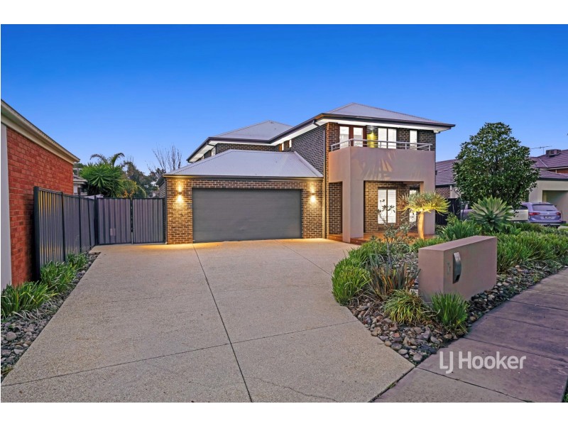 27 Peppertree Drive, Point Cook VIC 3030