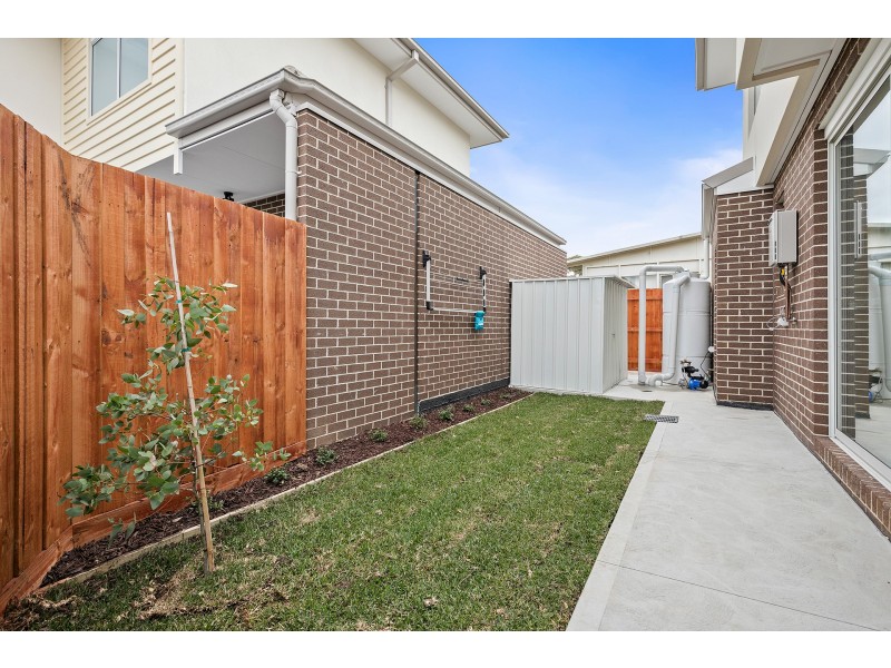 1/24 Heffernan Street, Laverton VIC 3028