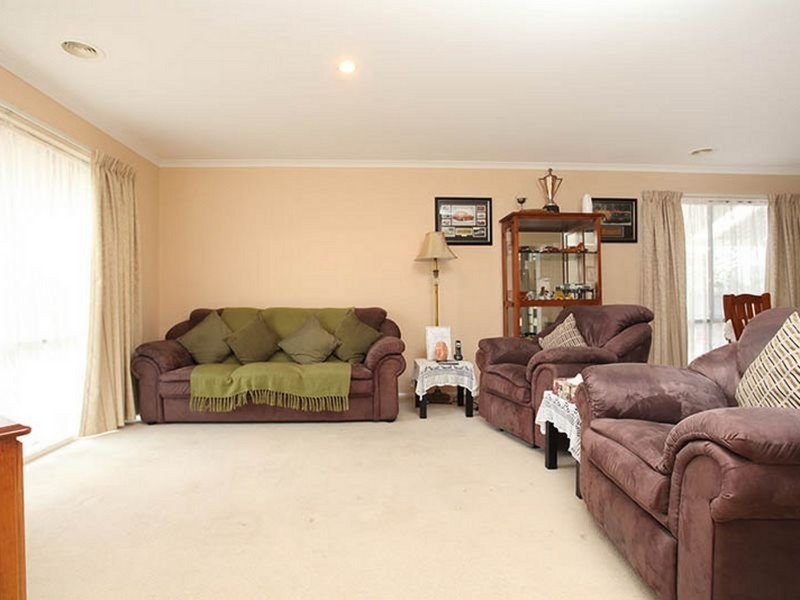 40 Thomas Carr Drive, Tarneit VIC 3029