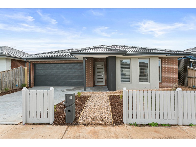 61 Dandelion Crescent, Rockbank VIC 3335