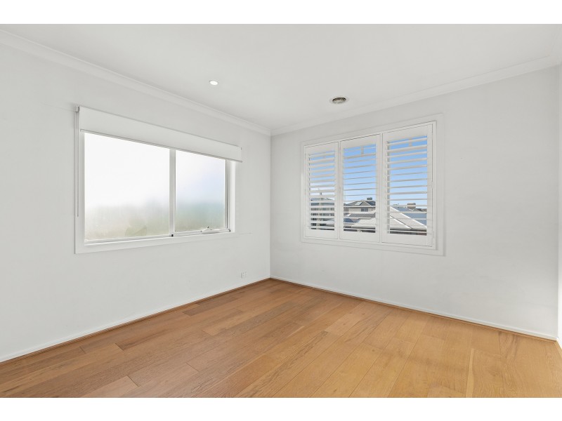 77 Astoria Drive, Point Cook VIC 3030
