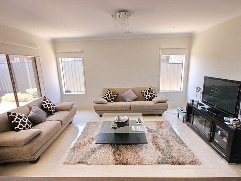 4 Vibrandia Way, Truganina VIC 3029