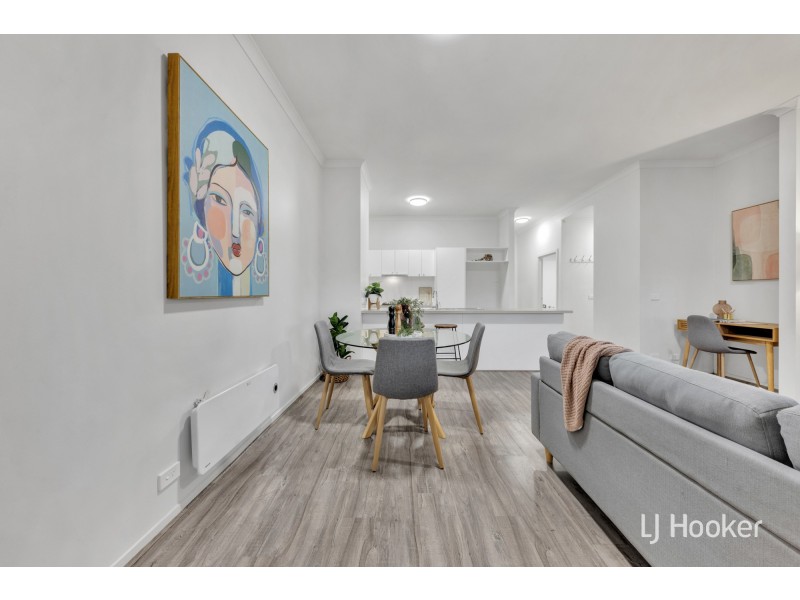 1/11 Tom Roberts Parade, Point Cook VIC 3030