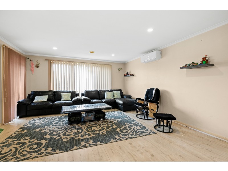 44 Canonbury Circle, Seabrook VIC 3028