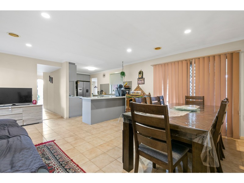 44 Canonbury Circle, Seabrook VIC 3028