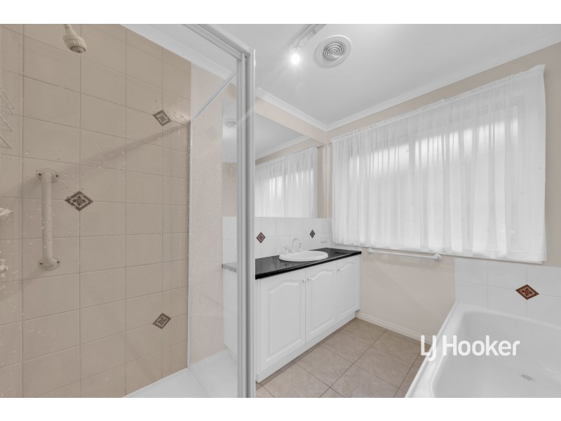 14 Luke Court, Frankston South VIC 3199