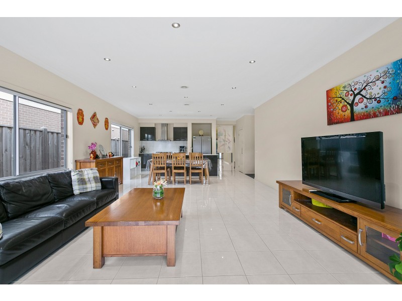 20 McKeown Avenue, Williams Landing VIC 3027