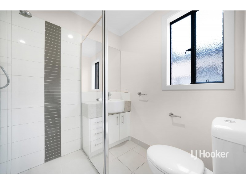 32 Parkvista Drive, Truganina VIC 3029