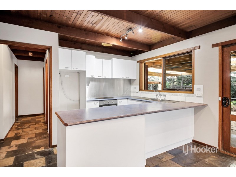 7 Elaroo Court, Werribee VIC 3030