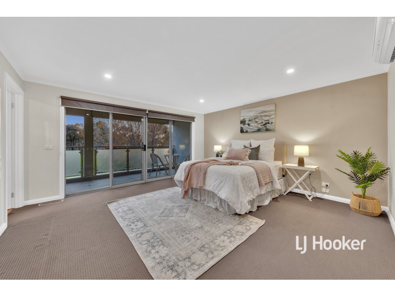 2/21 Lennon Boulevard, Point Cook VIC 3030