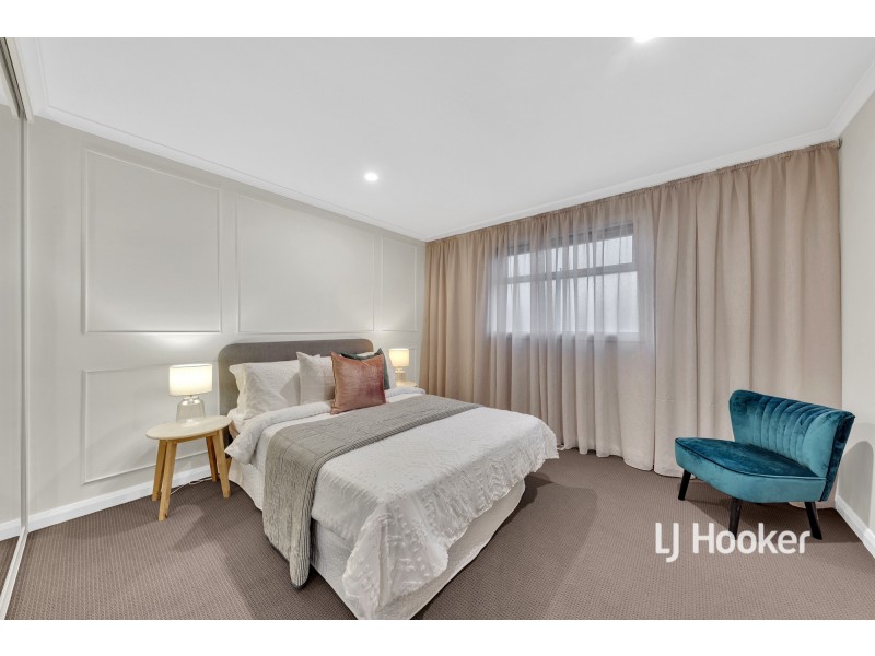 2/21 Lennon Boulevard, Point Cook VIC 3030