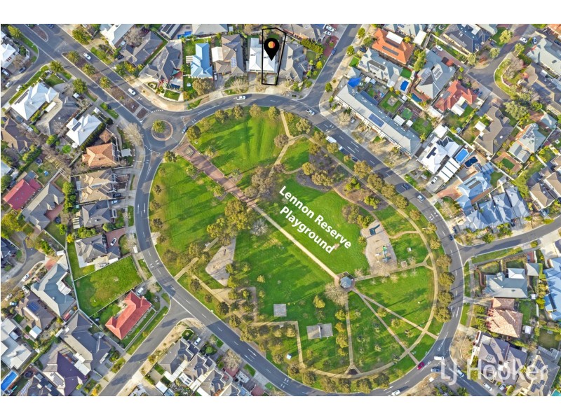 2/21 Lennon Boulevard, Point Cook VIC 3030