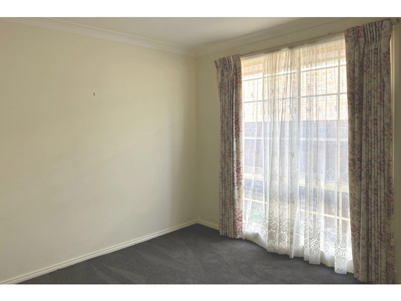 17 Honeysuckle Place, Hoppers Crossing VIC 3029