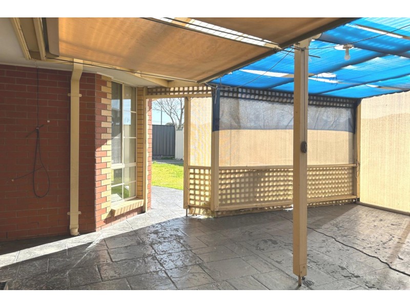 17 Honeysuckle Place, Hoppers Crossing VIC 3029